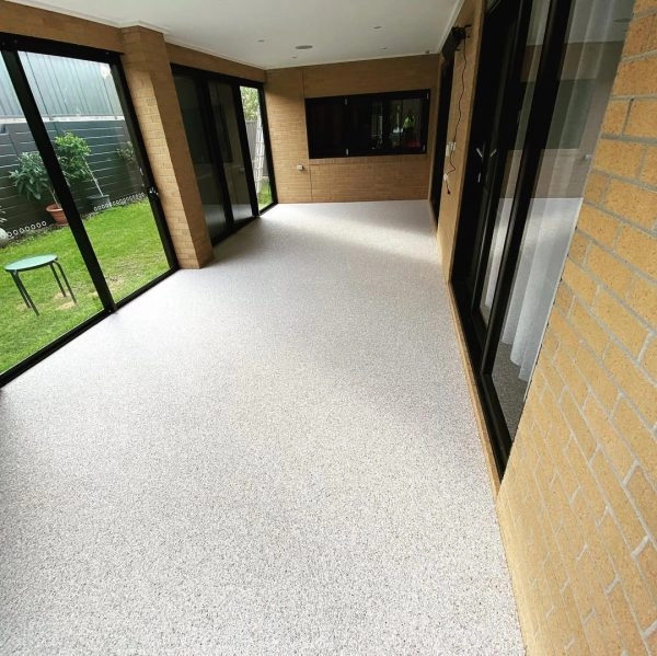 The amazing finish to this undercover alfresco with our white permeable stones